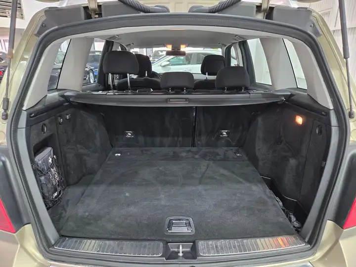 Mercedes-Benz GLK 2010, foto 13