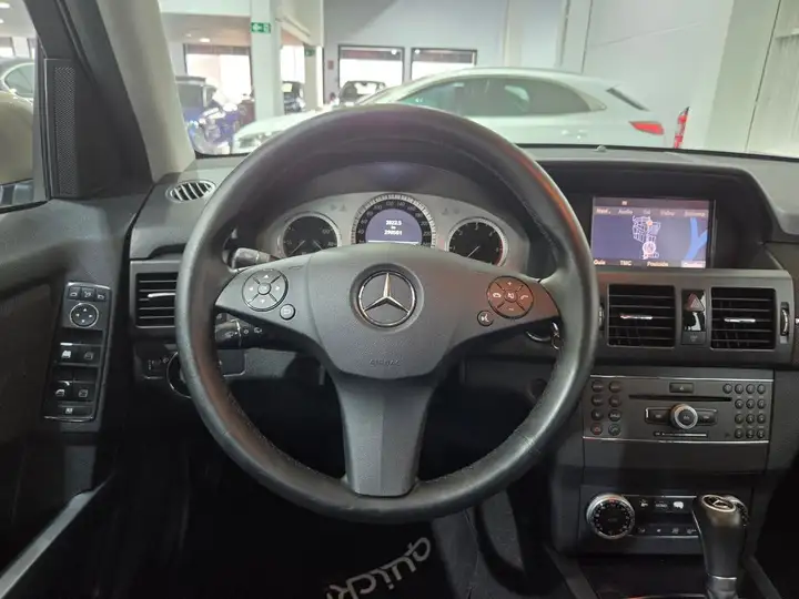 Mercedes-Benz GLK 2010, foto 17