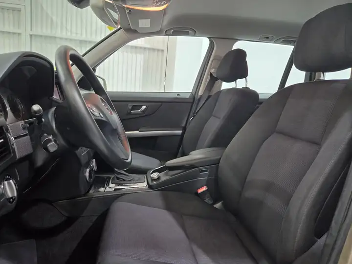 Mercedes-Benz GLK 2010, foto 9