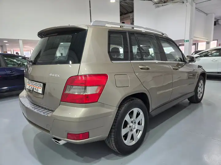 Mercedes-Benz GLK 2010, foto 6