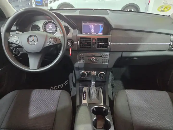 Mercedes-Benz GLK 2010, foto 15