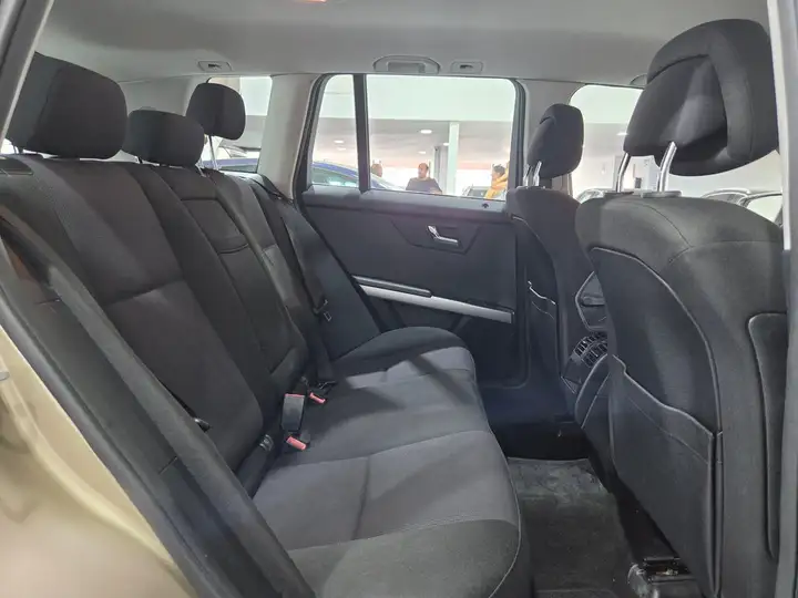 Mercedes-Benz GLK 2010, foto 12