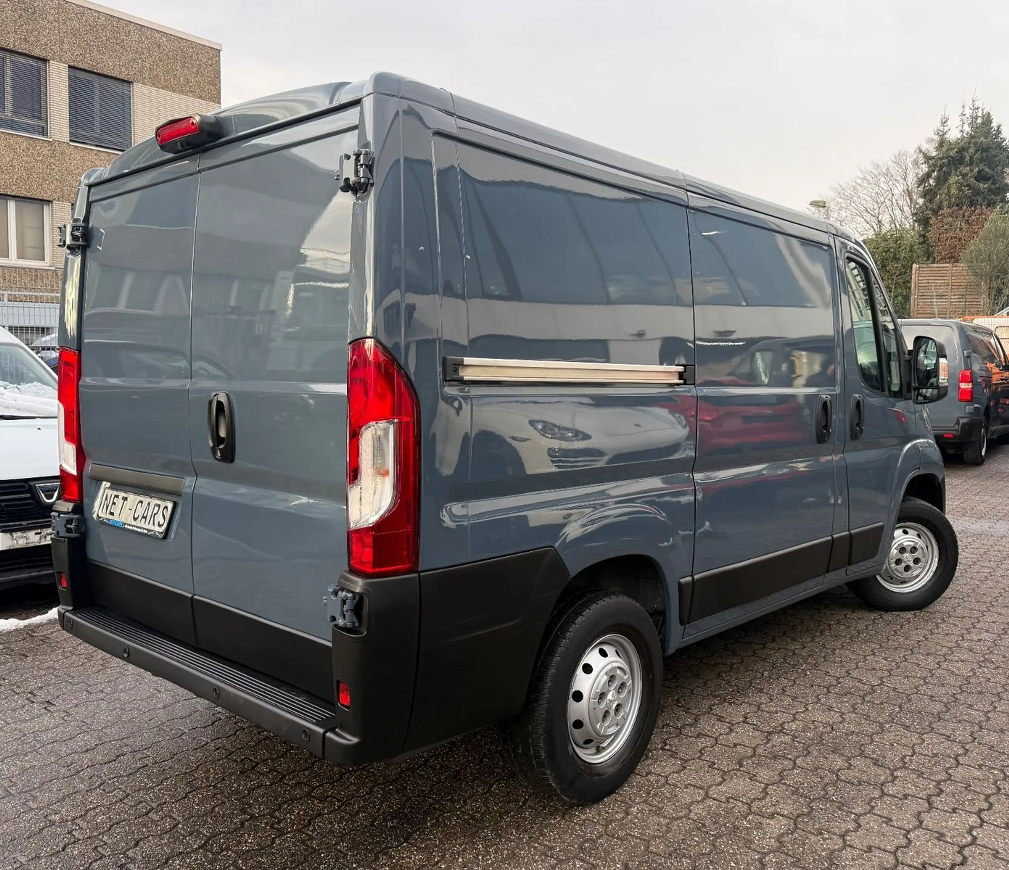 Peugeot Boxer 2.2 HDI Kasten*L1H1*KLIMA*KAMERA*Allwetter — photo 12