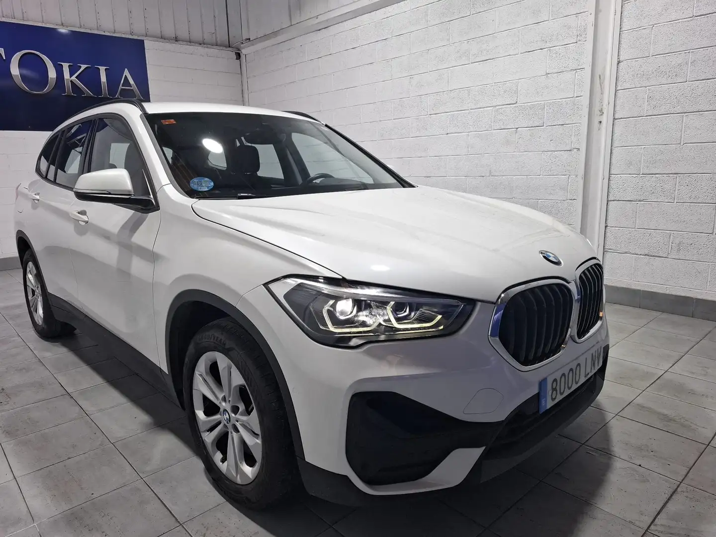 BMW X1 xDrive25eA Wit - 2