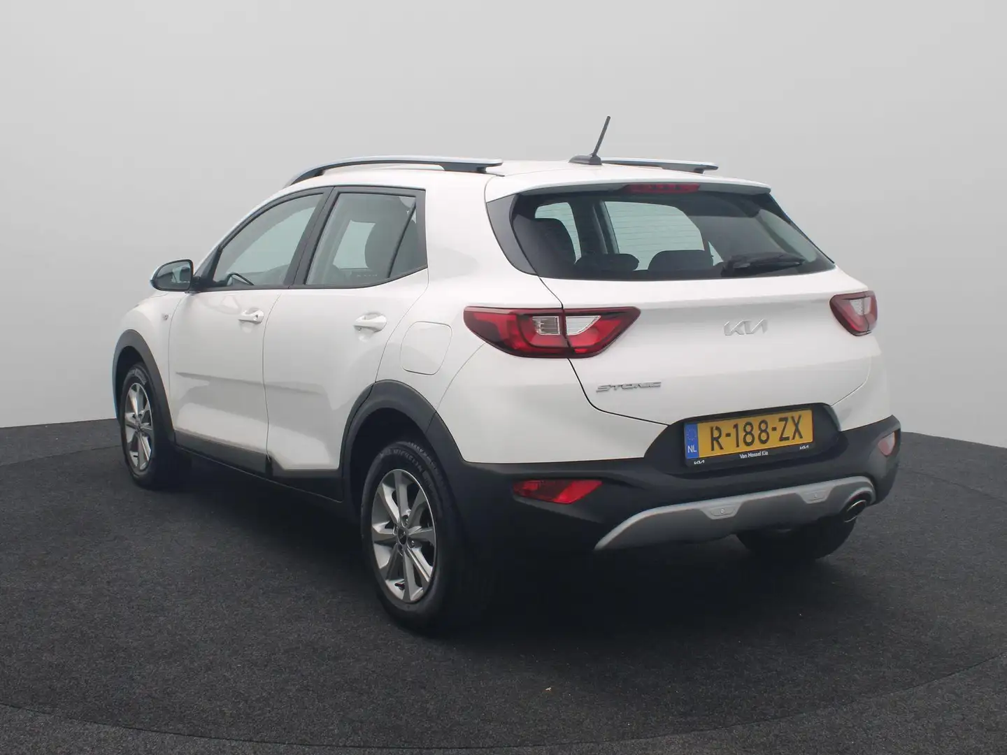 Kia Stonic 1.0 T-GDi MHEV DynamicLine | Camera | Apple Carpla Wit - 2