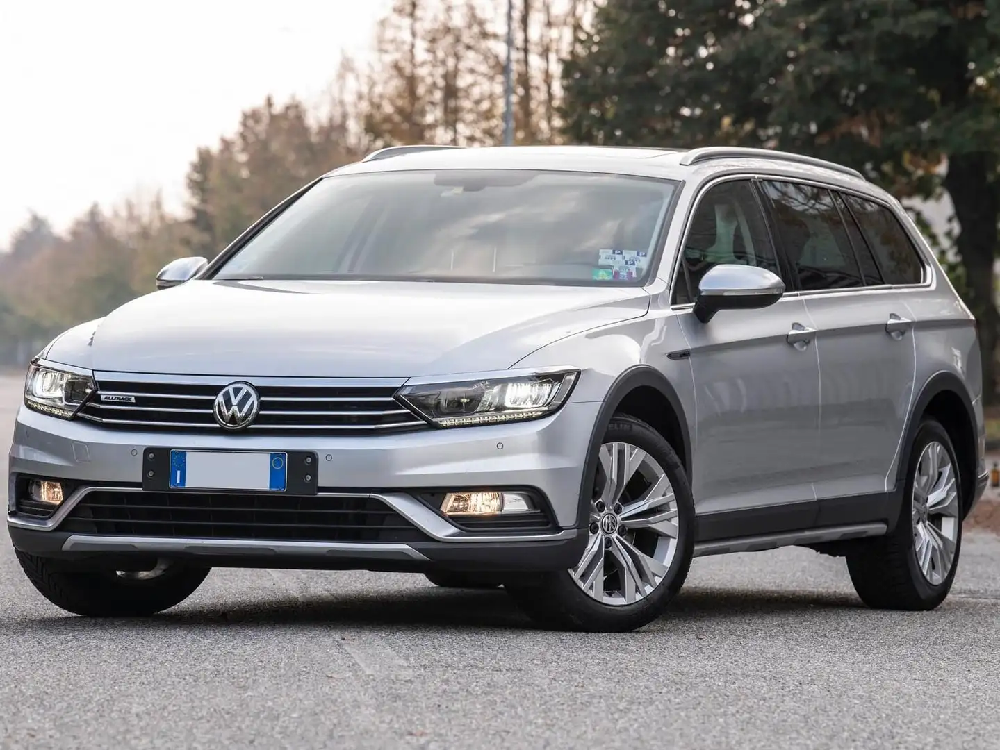 Volkswagen Passat Alltrack Alltrack 2.0 tdi 4motion 190cv dsg 7m Argintiu - 2