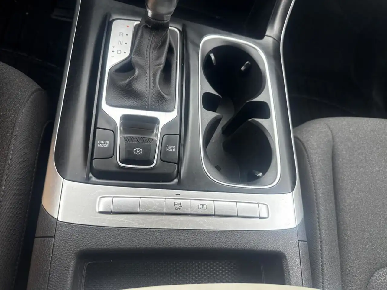 Kia Carnival снимка Kia Carnival