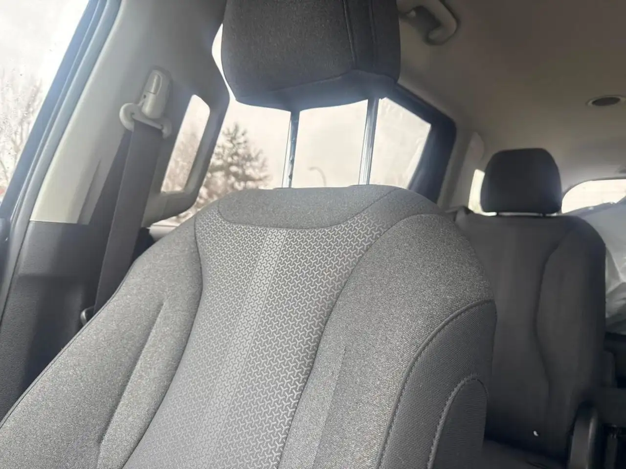 Kia Carnival снимка Kia Carnival