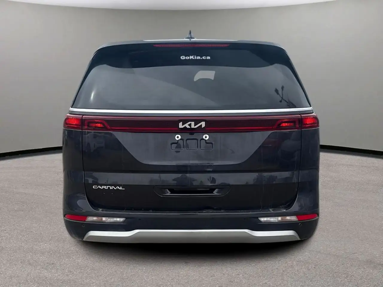 Kia Carnival снимка Kia Carnival