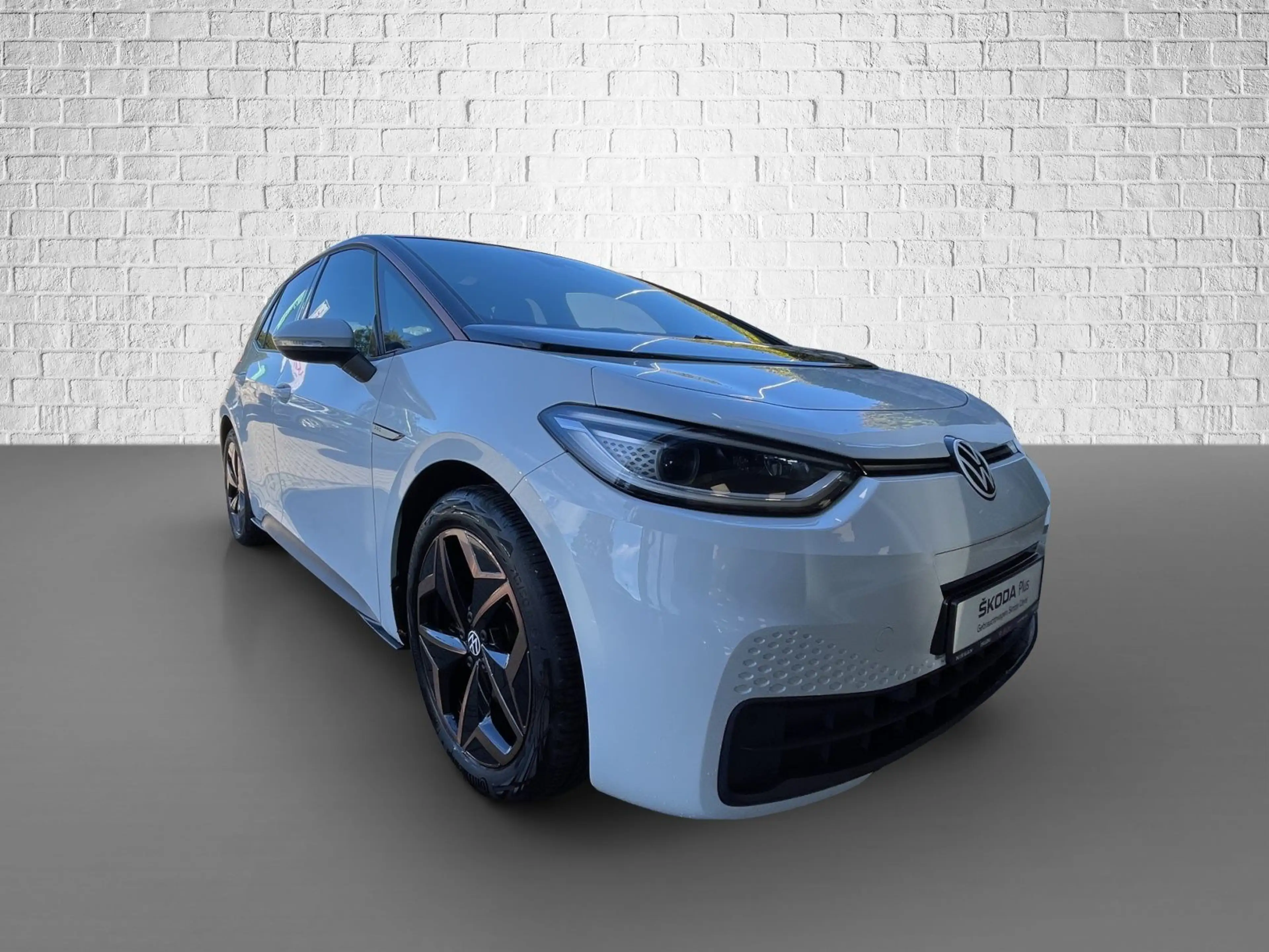 Volkswagen ID.3 Pro Performance 150 kW Tech Pano ACC 62kwh — photo 7