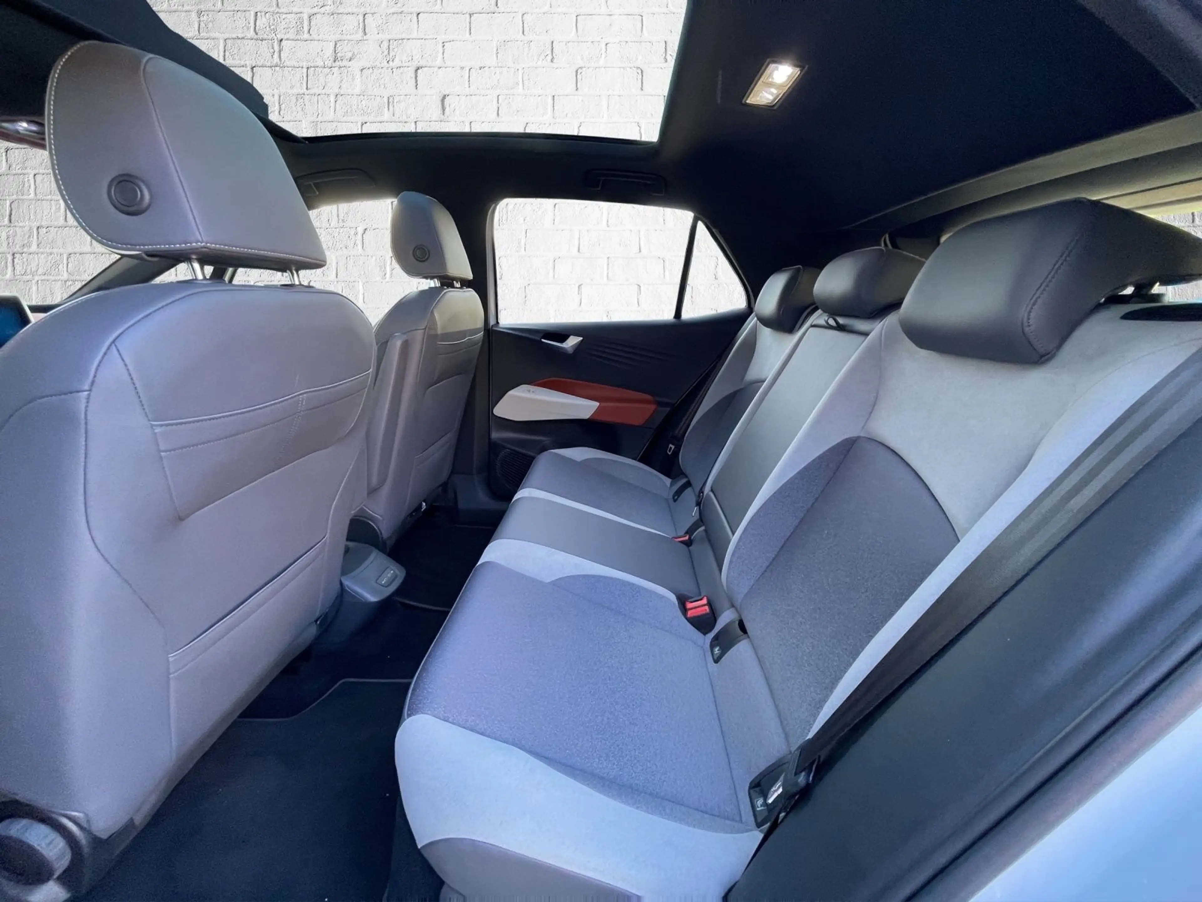 Volkswagen ID.3 Pro Performance 150 kW Tech Pano ACC 62kwh — photo 12