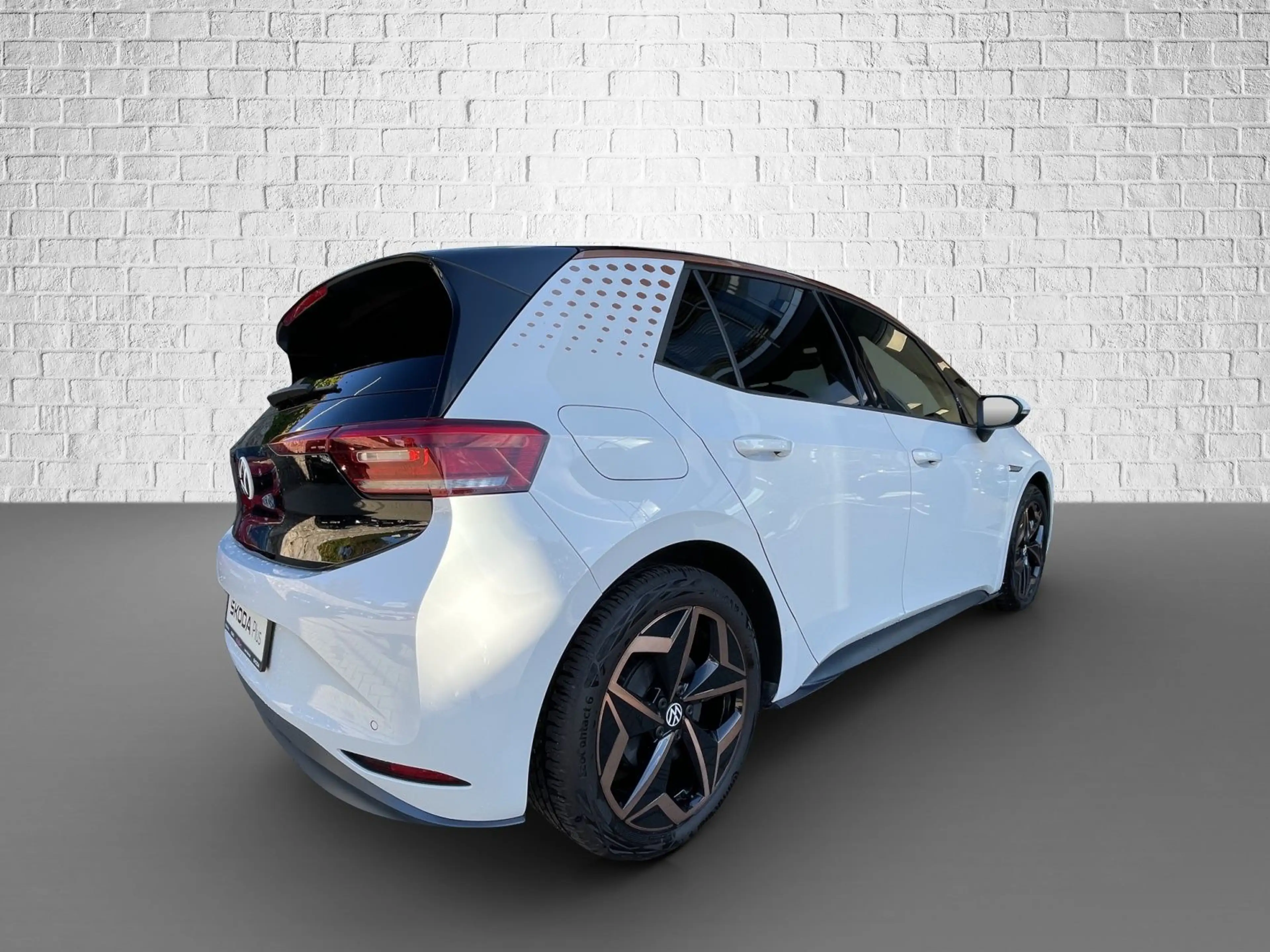 Volkswagen ID.3 Pro Performance 150 kW Tech Pano ACC 62kwh — photo 5