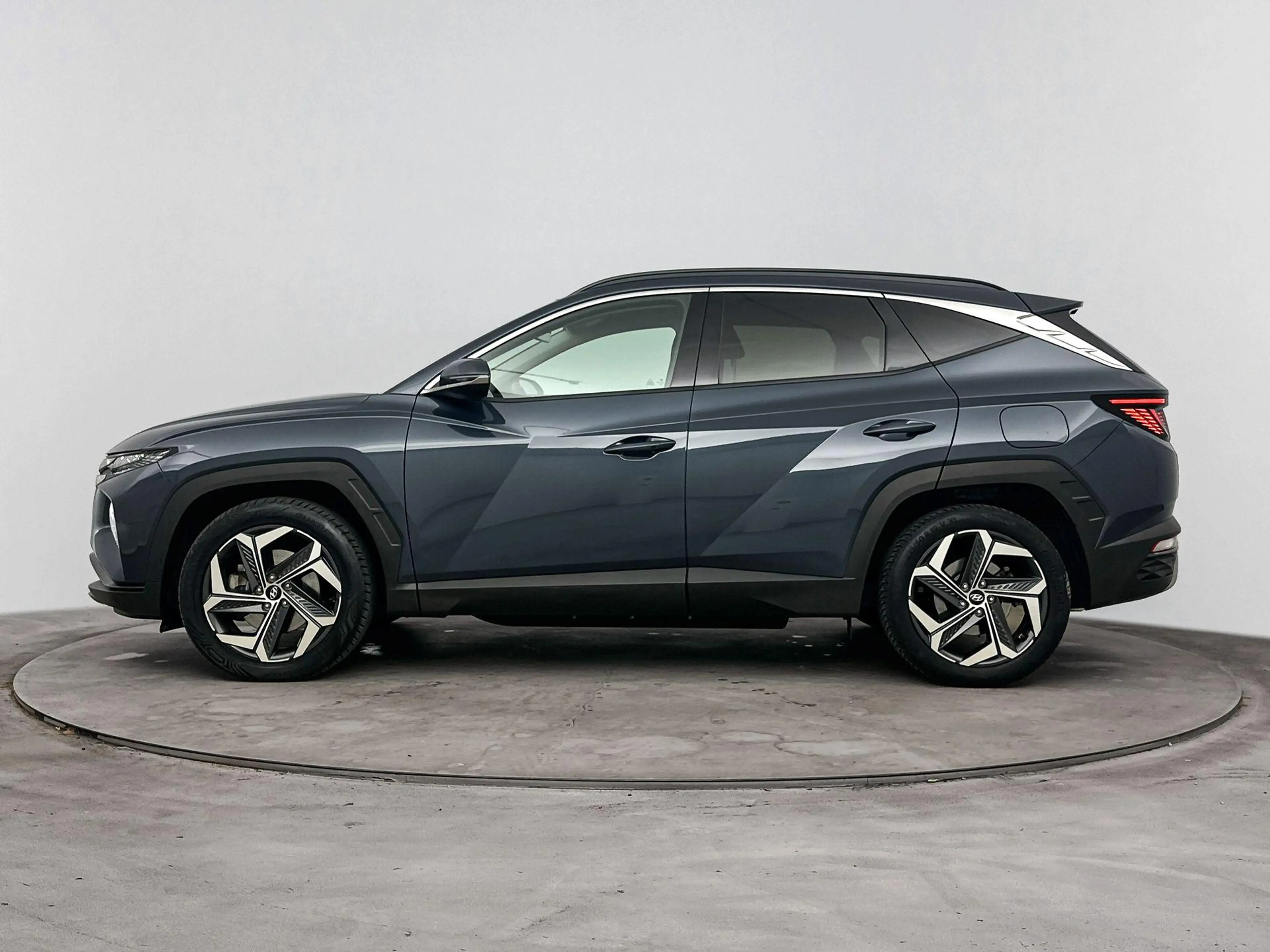 Hyundai TUCSON 1.6 T-GDI PHEV Comfort Smart 4WD | Navigatie & Car — photo 3