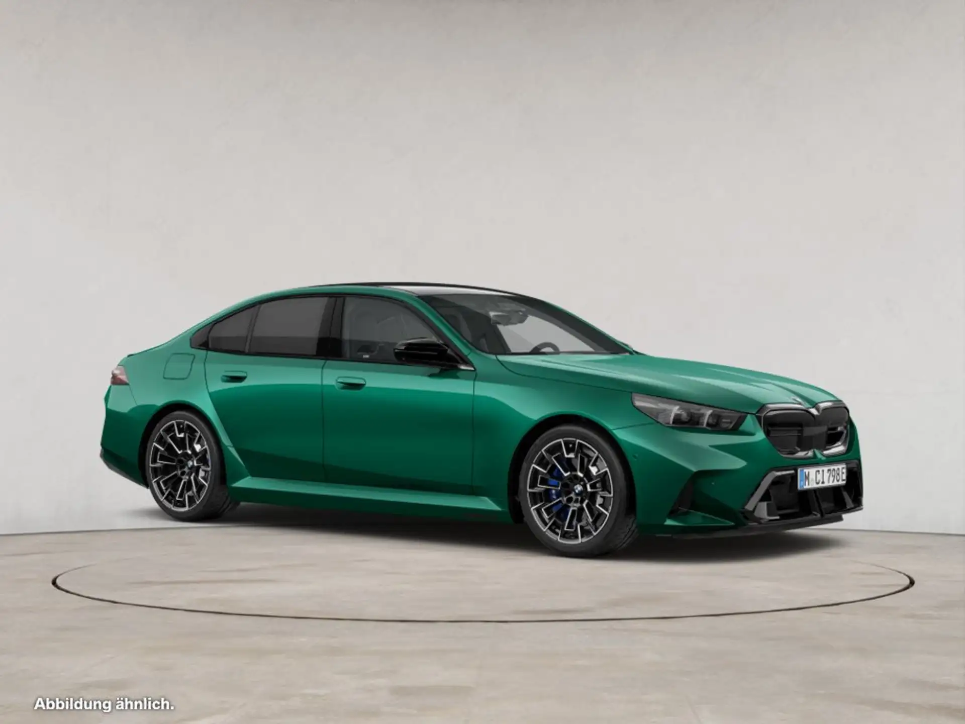 BMW M5 Sedan 2026 초록 사진 7