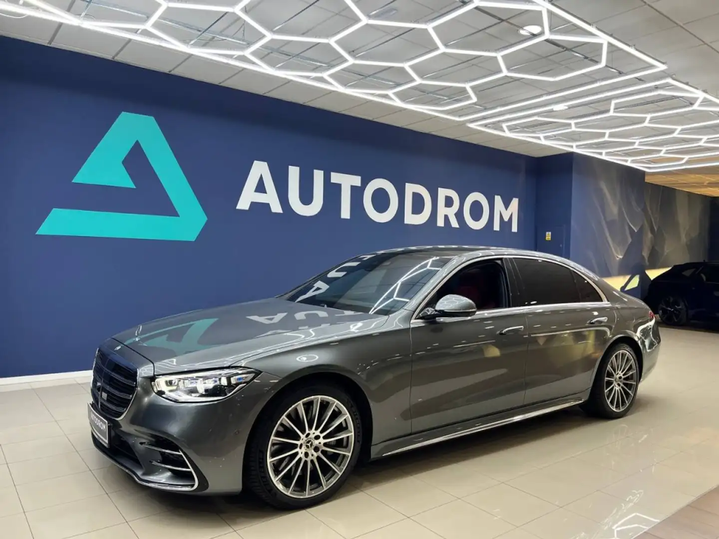 Mercedes-Benz S 580 e Largo Grau - 1