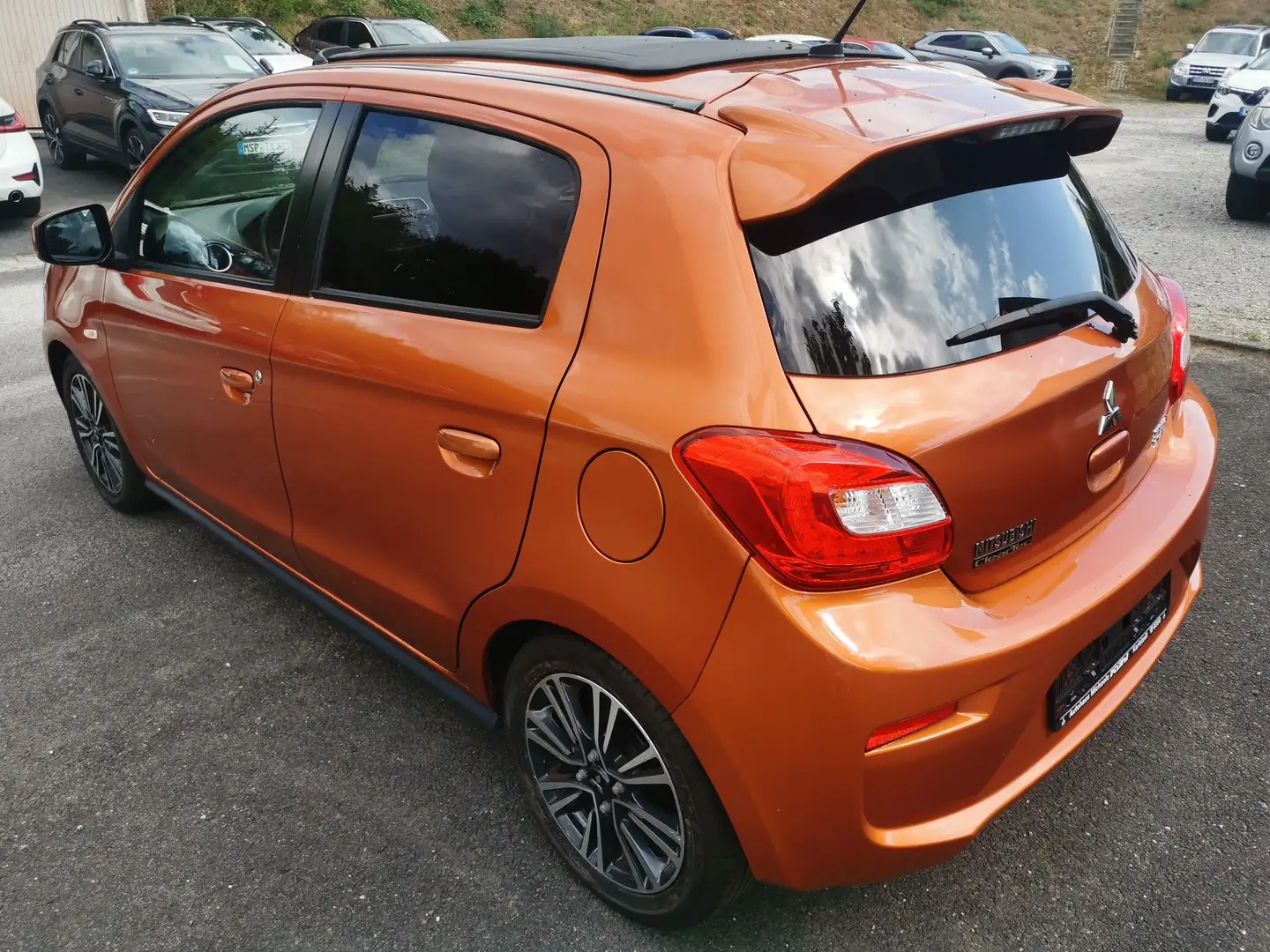 Mitsubishi Space Star Edition 100+ mit Faltdach 1.2 Orange - 2