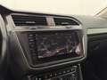 Volkswagen Tiguan 1.4 TSI ACT Highline | Automaat | Adaptive cruise Schwarz - thumbnail 5