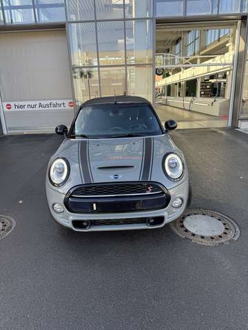 Imagine MINI Cooper S Sidewalk