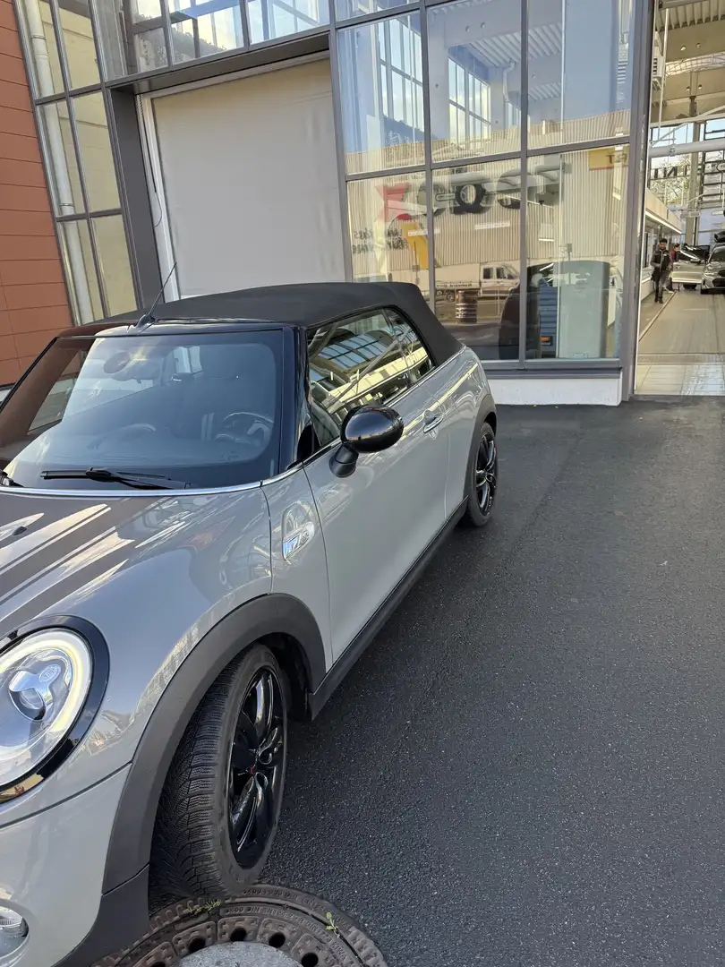 MINI Cooper S Sidewalk - 2