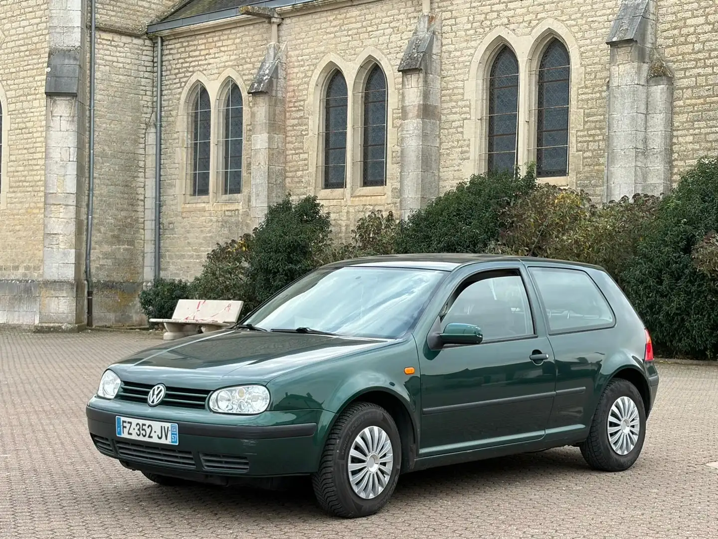 Volkswagen Golf 1.6 - 1