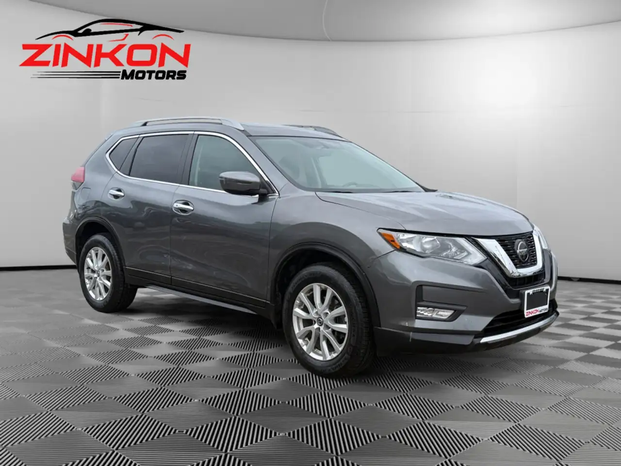 Nissan Rogue снимка Nissan Rogue