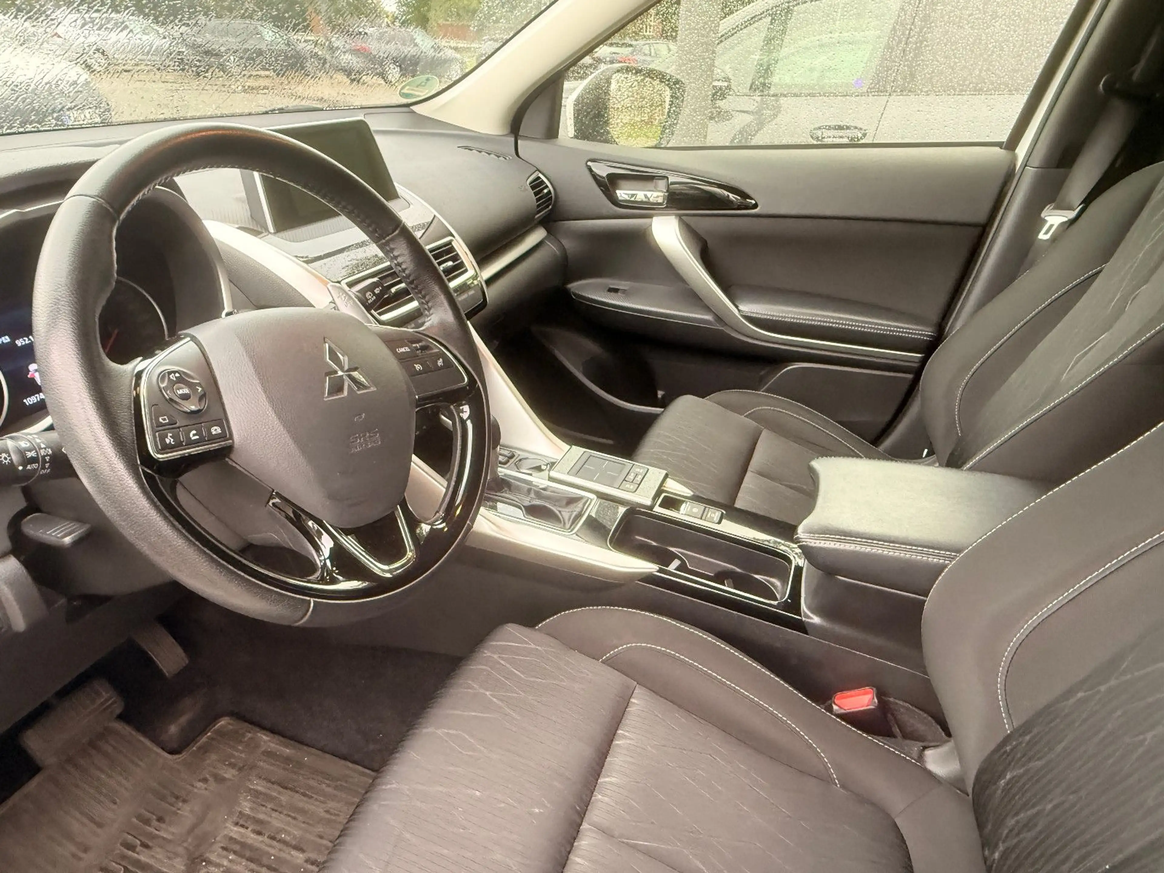 Mitsubishi Eclipse Cross Intro Edition 2WD — photo 9