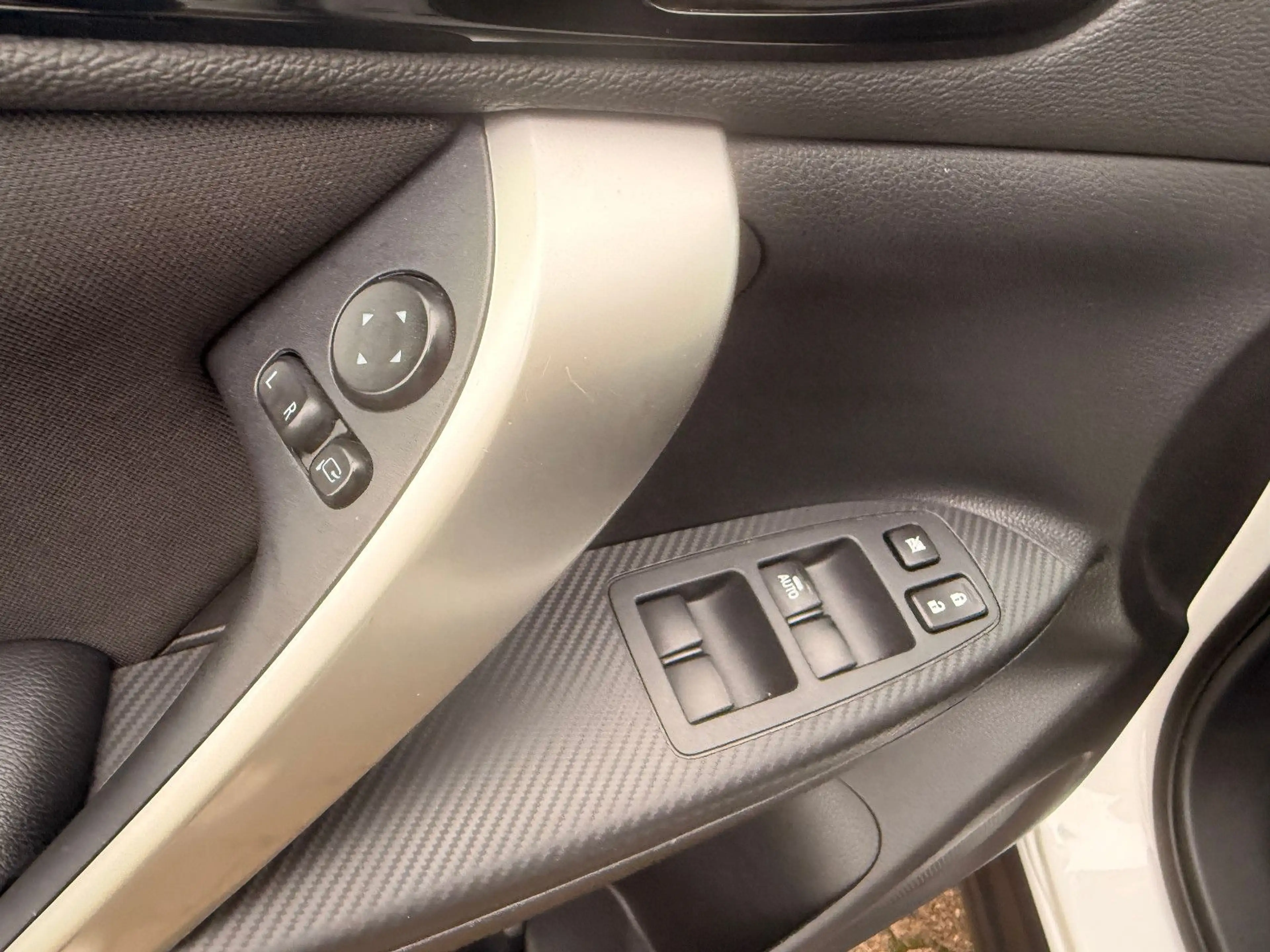 Mitsubishi Eclipse Cross Intro Edition 2WD — photo 7