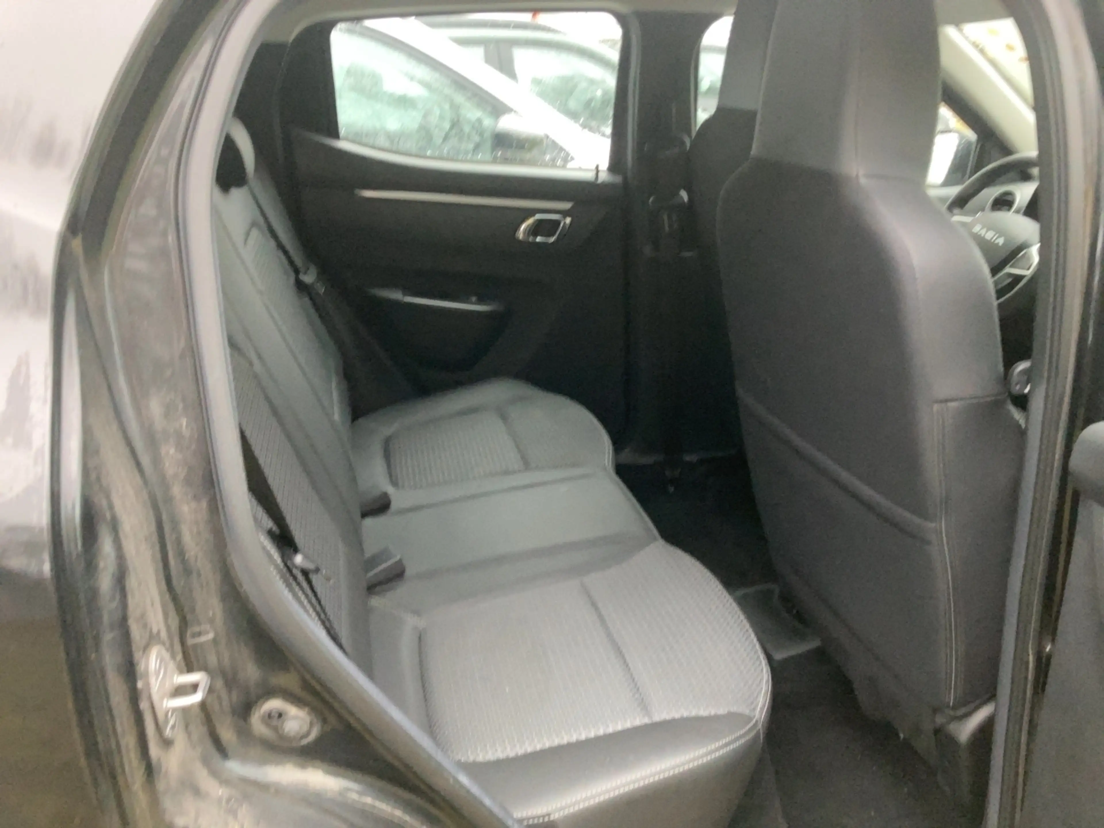 Dacia Spring Essential 45 — photo 12