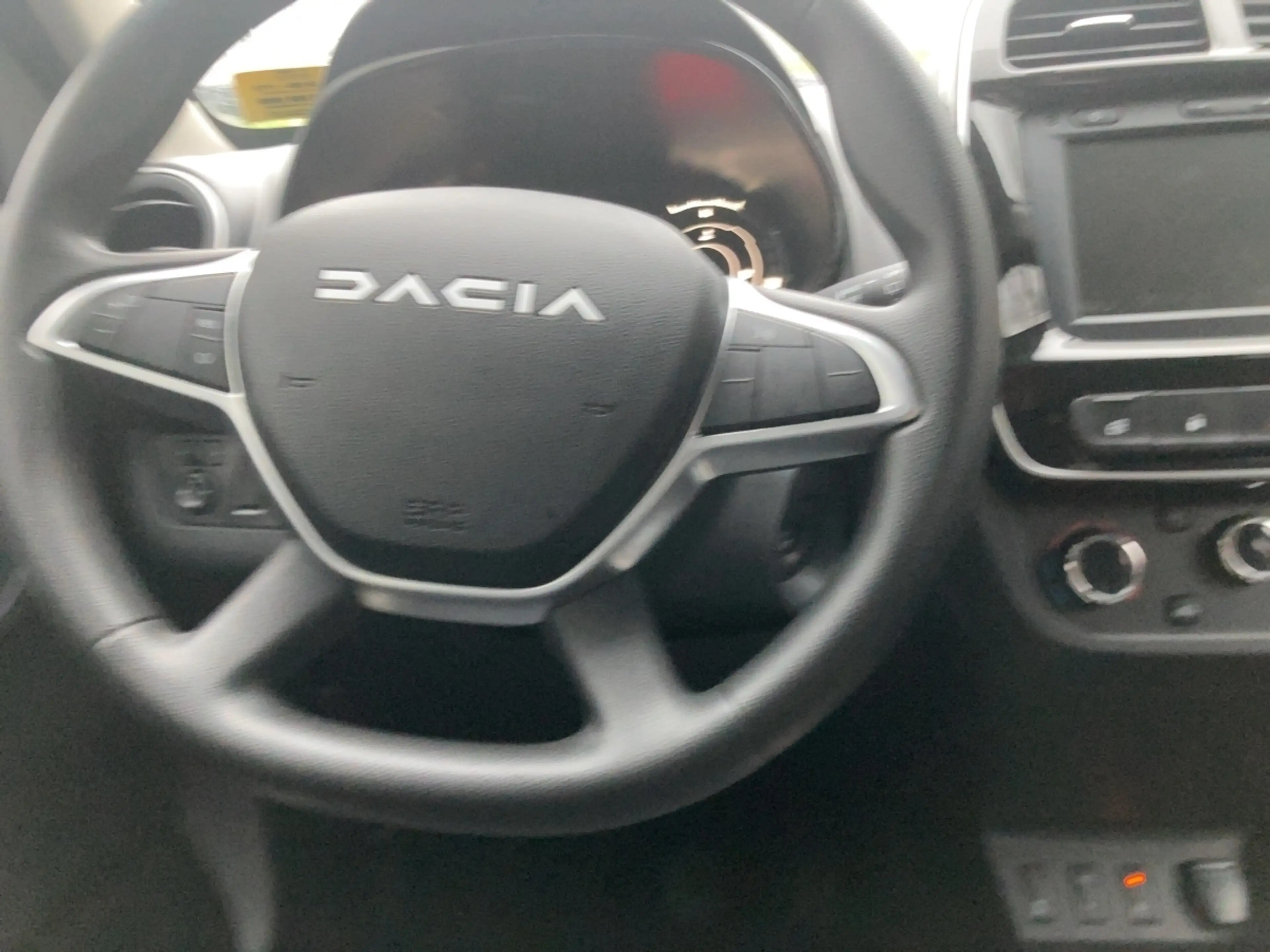 Dacia Spring Essential 45 — photo 14