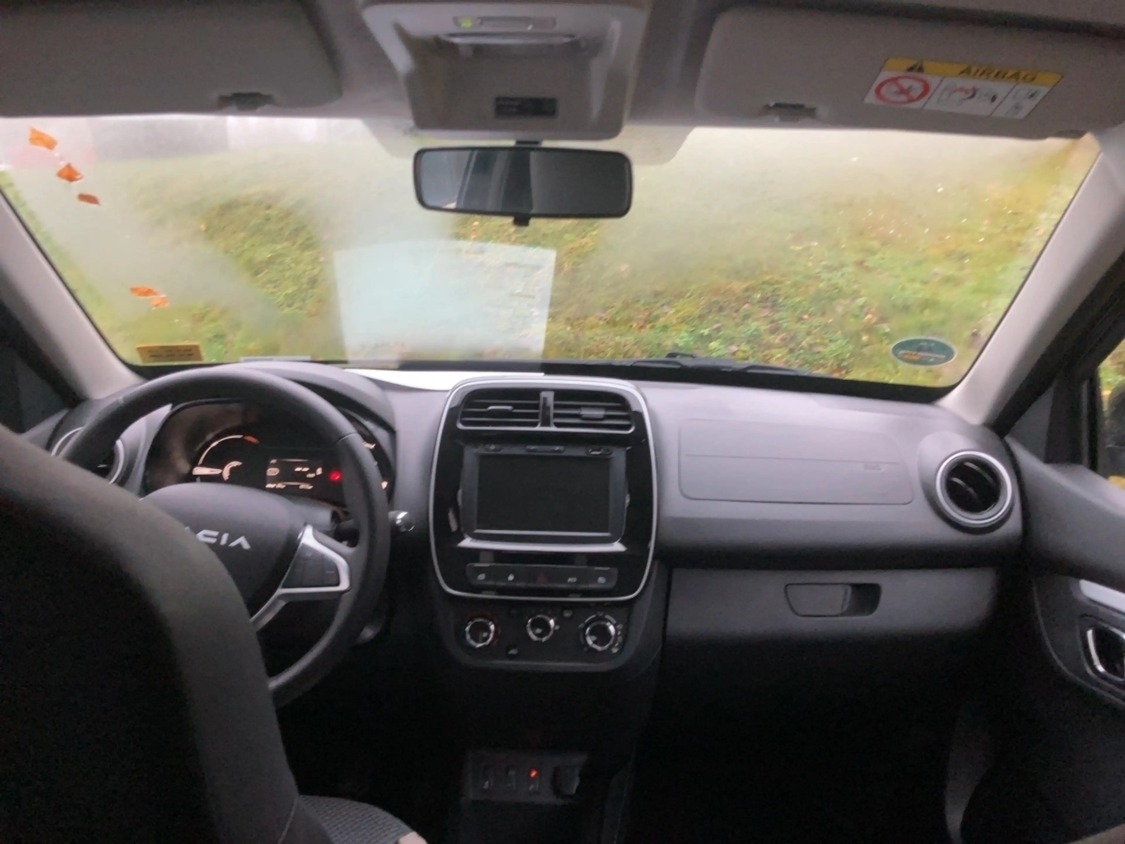 Dacia Spring Essential 45 — photo 13