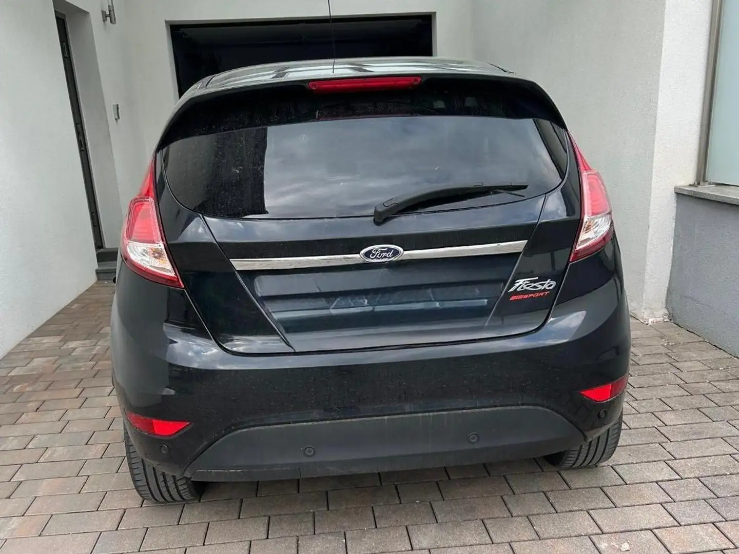 Ford Fiesta Fiesta Titanium 1,0 EcoBoost Start/Stop Titanium Start/Stop Schwarz - 2