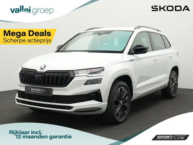 Skoda Karoq 1.5 TSI 150 pk DSG Sportline Business | Trekhaak |