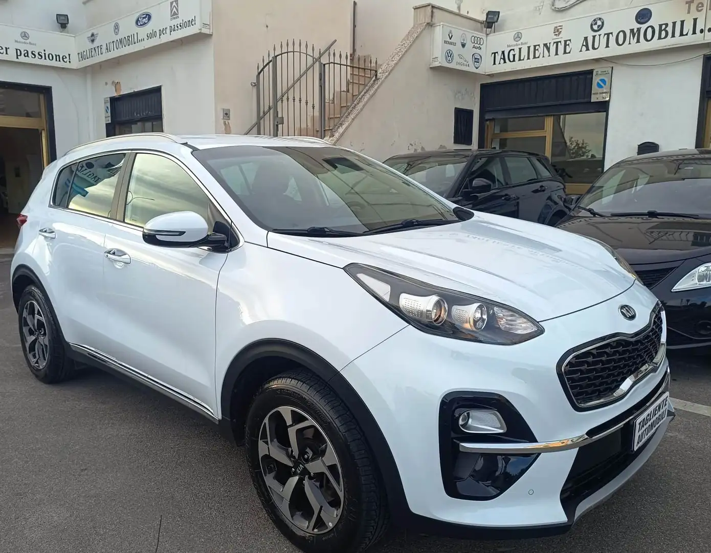 Kia Sportage Sportage 1.6 CRDI Style s/Techno Neopatentati Blanco - 1
