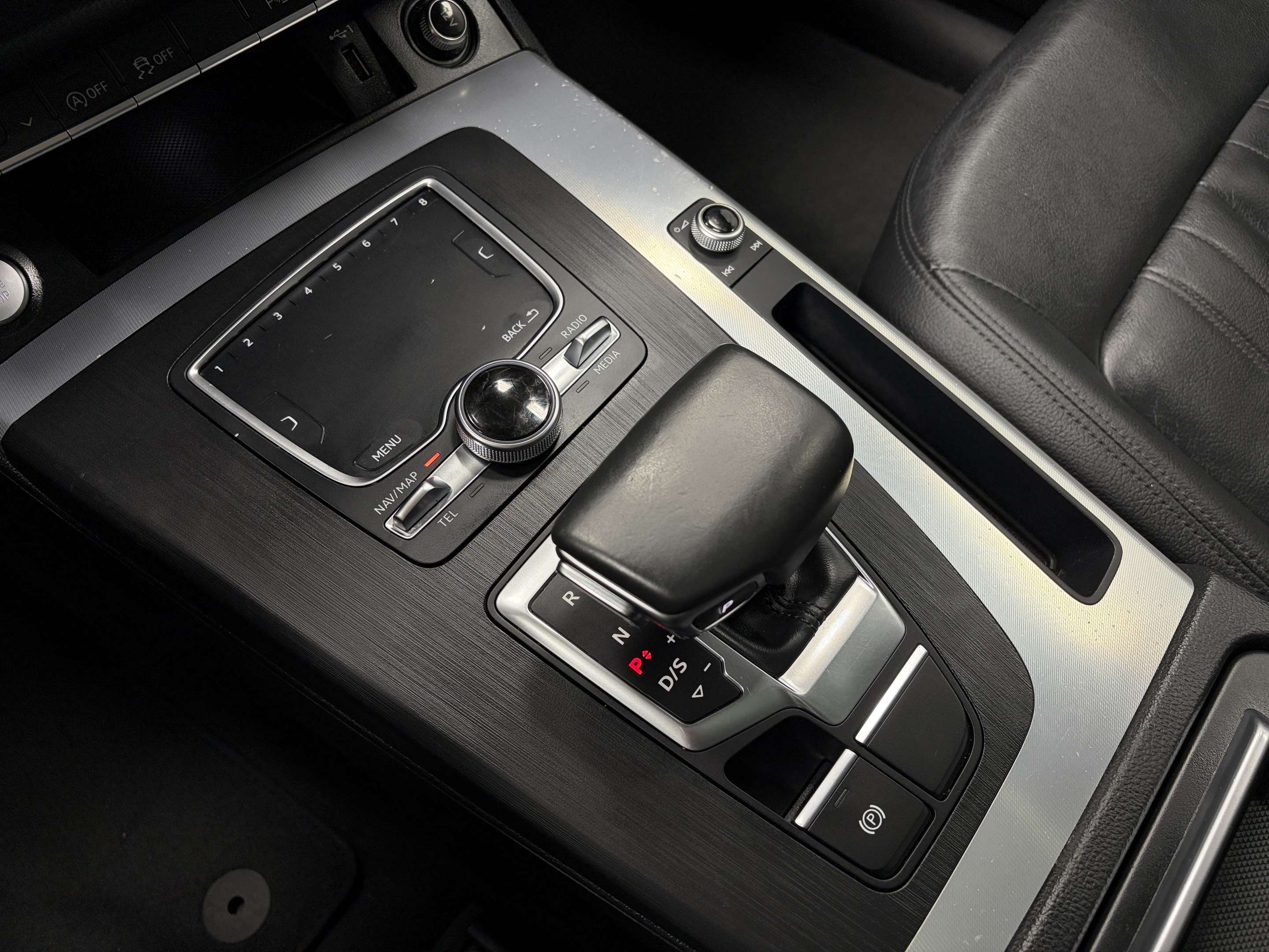 2020 Audi Q5 PROGRESSIV QUATTRO, TOIT PANO, CUIR, NAV, SIEGES C thumb 30