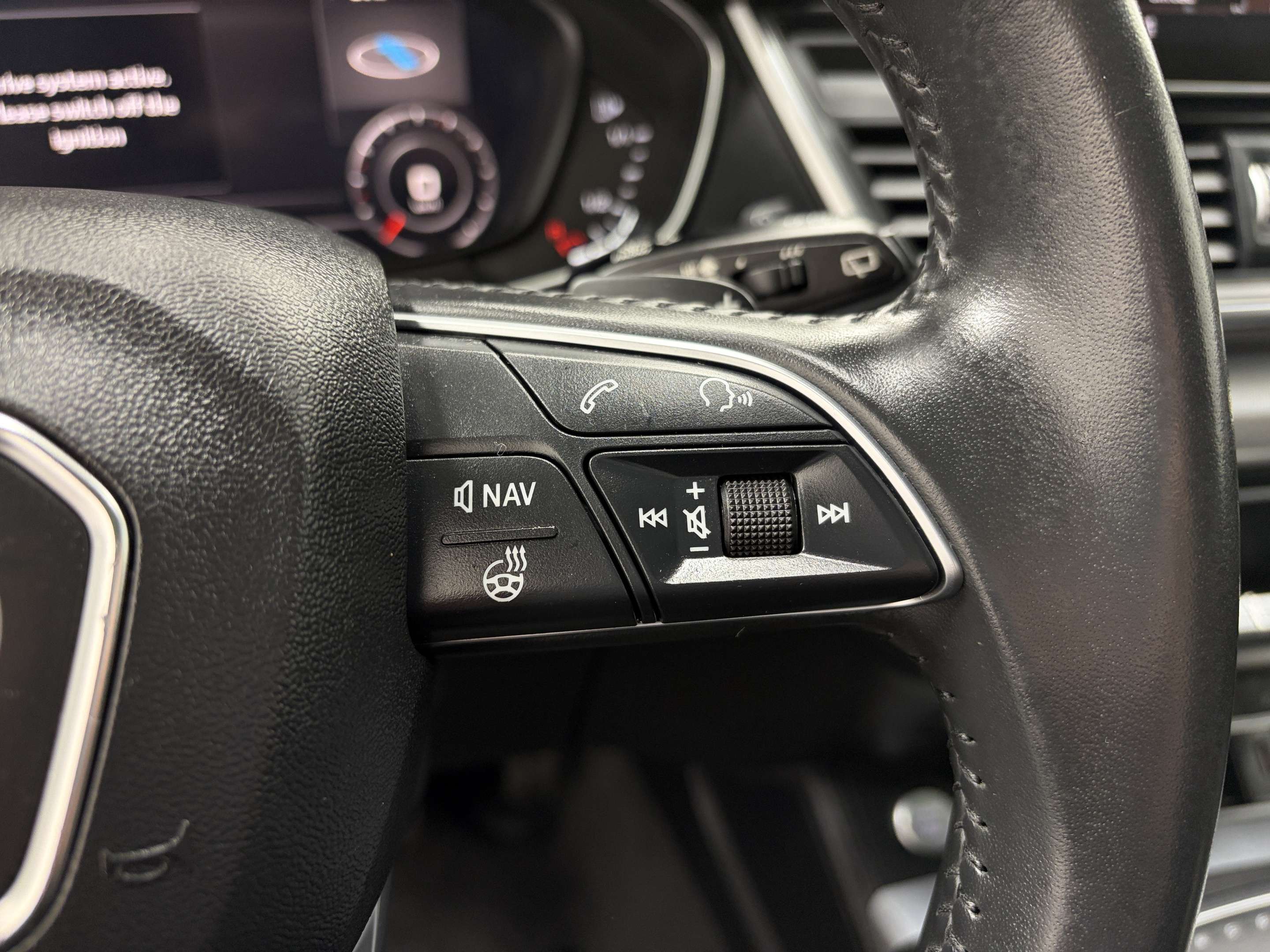 2020 Audi Q5 PROGRESSIV QUATTRO, TOIT PANO, CUIR, NAV, SIEGES C thumb 24