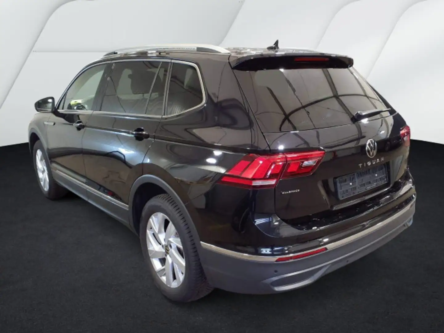 Volkswagen Tiguan Allspace 2.0 TDI DSG Life Navi AHK Digita Schwarz - 2