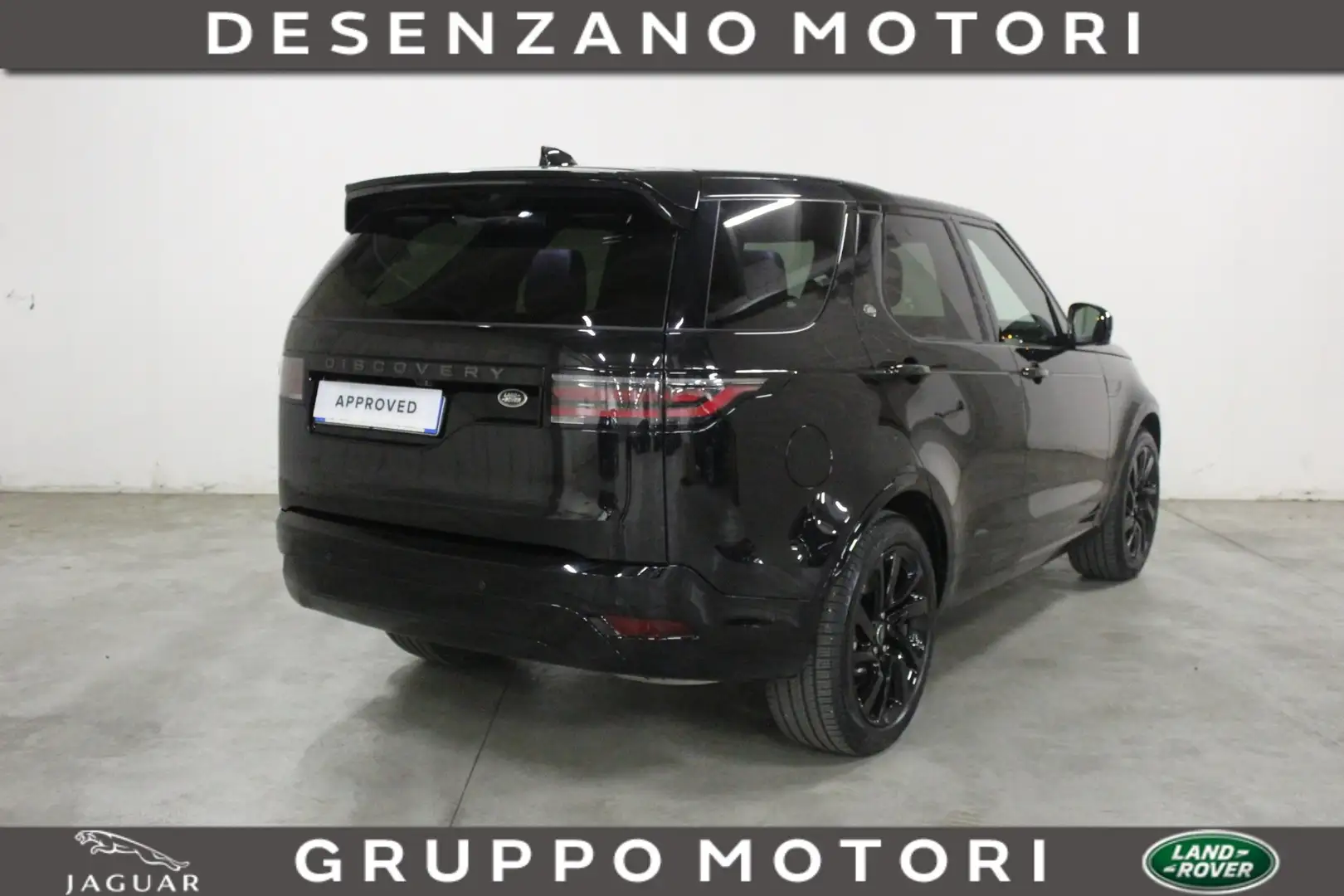 Land Rover Discovery 3.0d i6 mhev Dynamic SE awd 249cv 7 POSTI Černá - 2