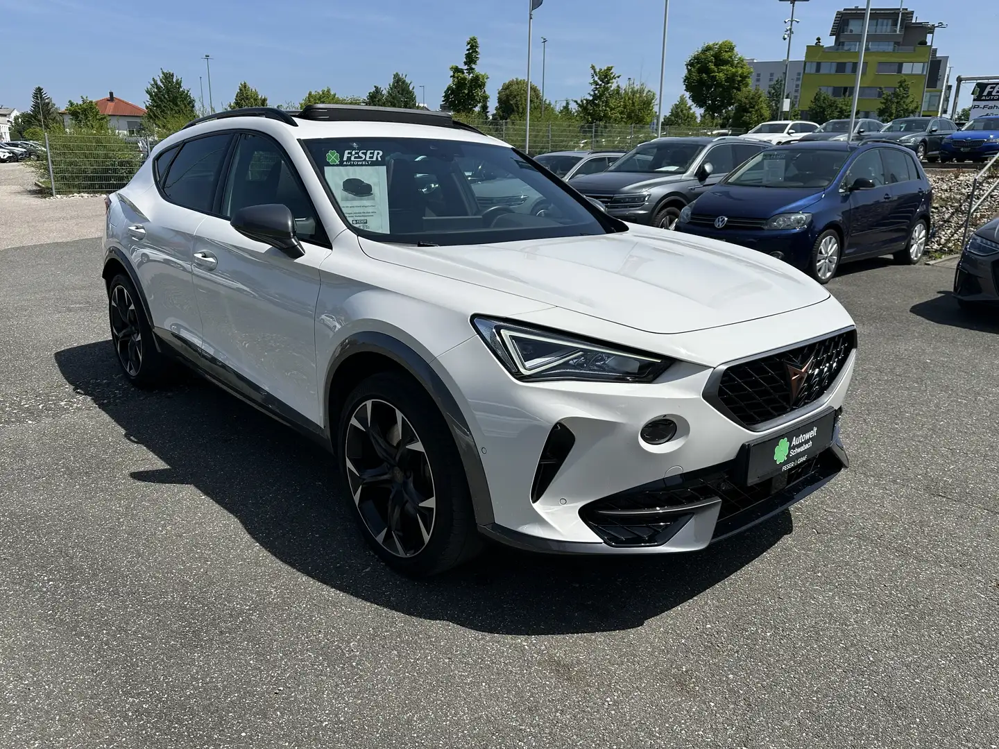 CUPRA Formentor VZ 1.4 eTSI LED PANO KAMERA SHZ NAVI Weiß - 2