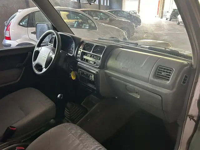 Suzuki Jimny view 9