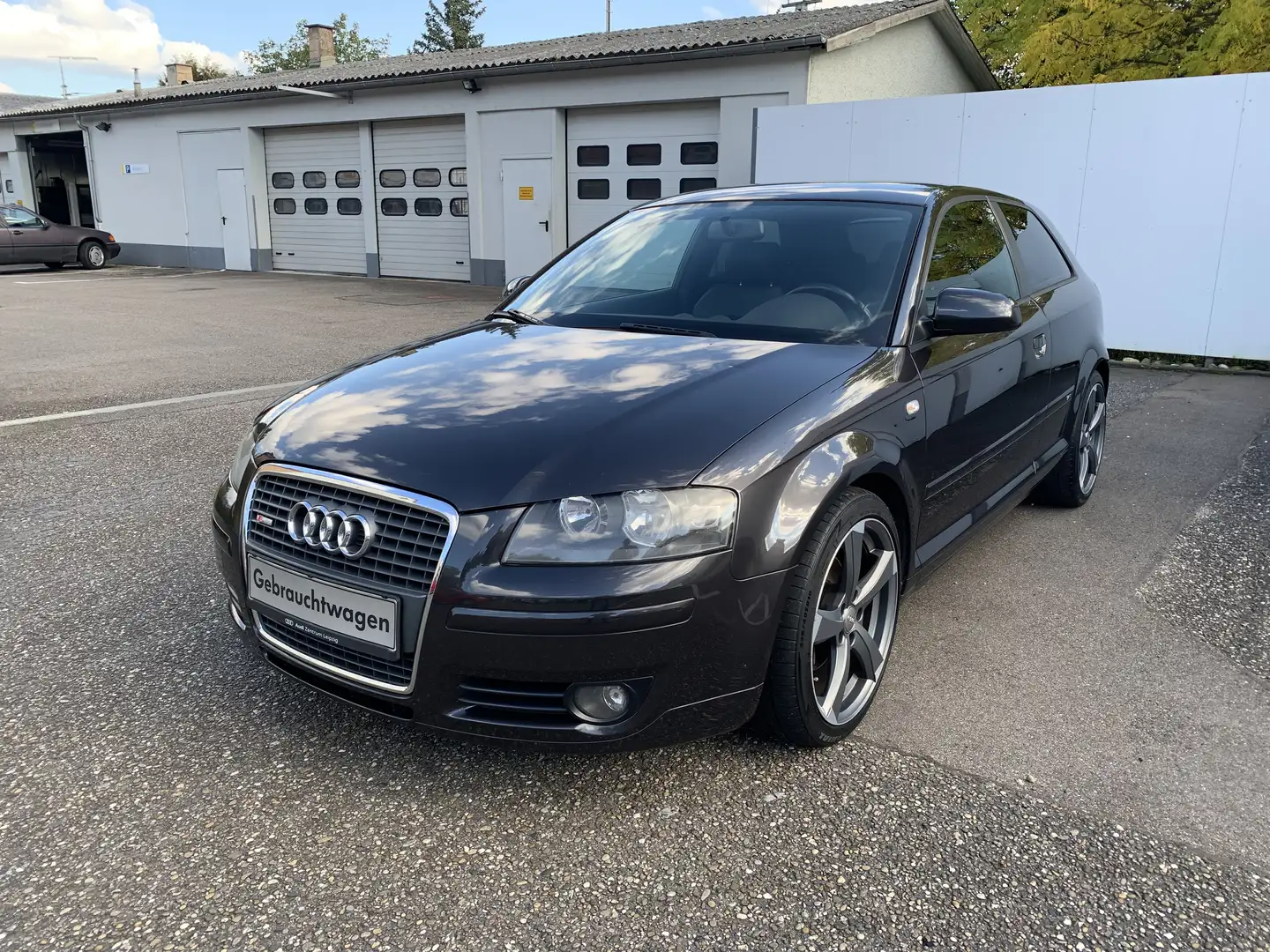 Audi A3 A3 1.8 TFSI S-tronic "S line" *Leder*SHZ* Grau - 1