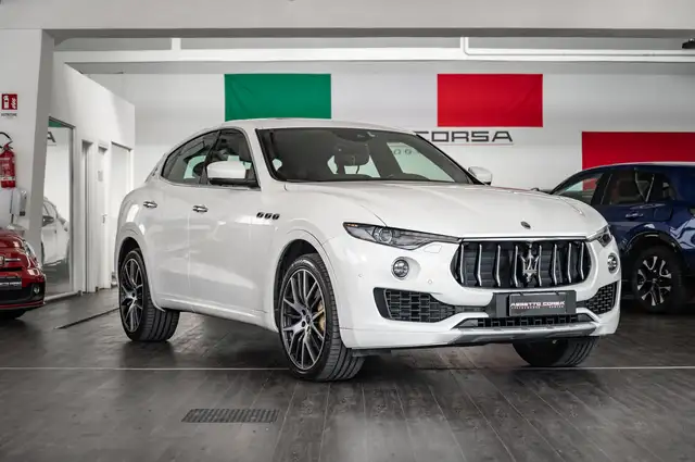 Maserati Levante main image