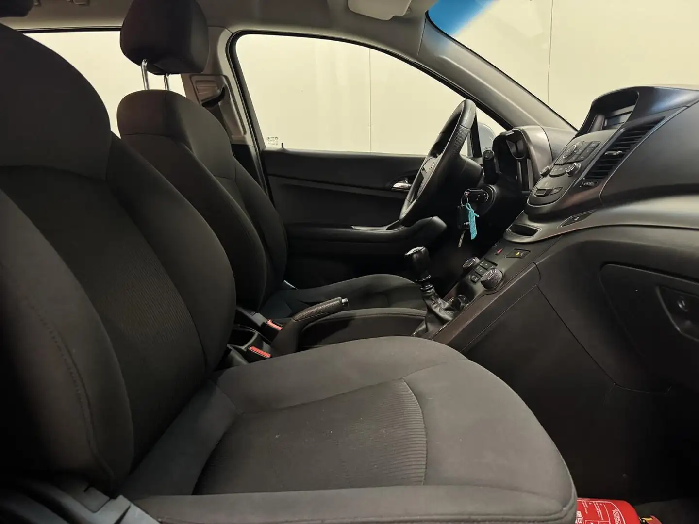 Chevrolet Orlando 1.8 Benzine Man. - 7 pl - Airco - Radio - Topst... Gris - 2