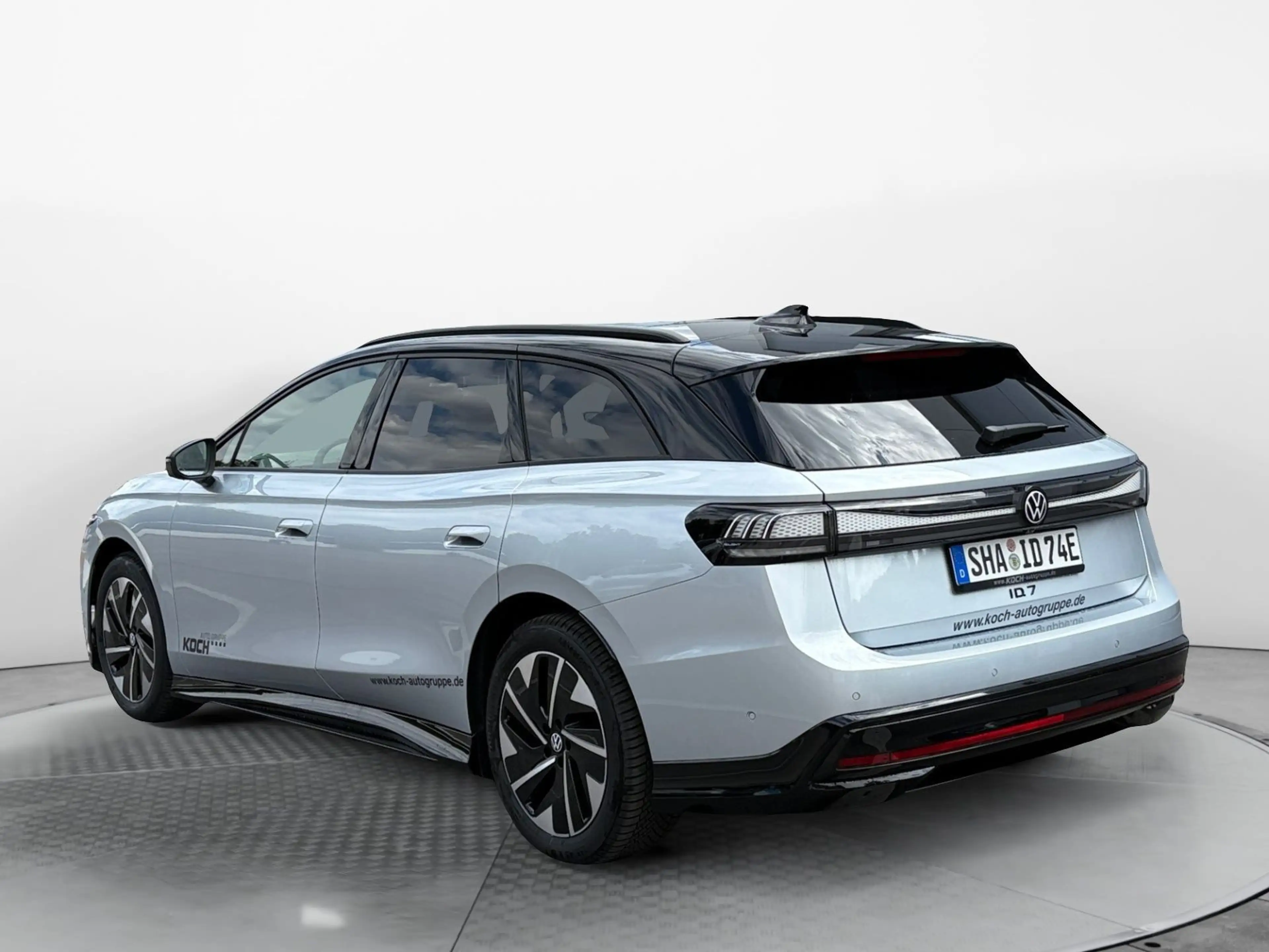 Volkswagen ID.7 Pro S AHK Navi LED Pano "Black Style — photo 4