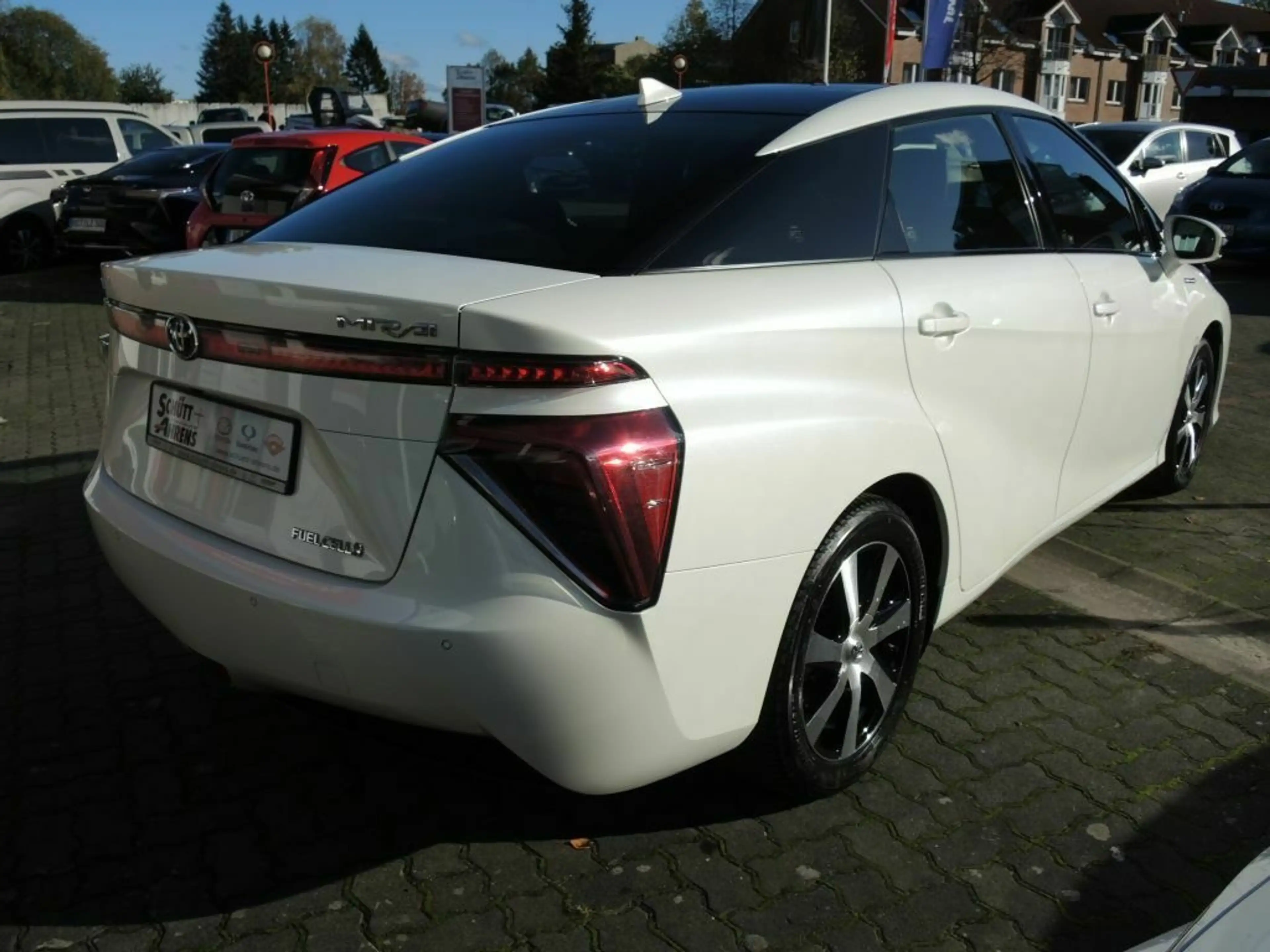 Toyota Mirai WASSERSTOFF NAV+LED+LEDER+CAM+JBL — photo 4