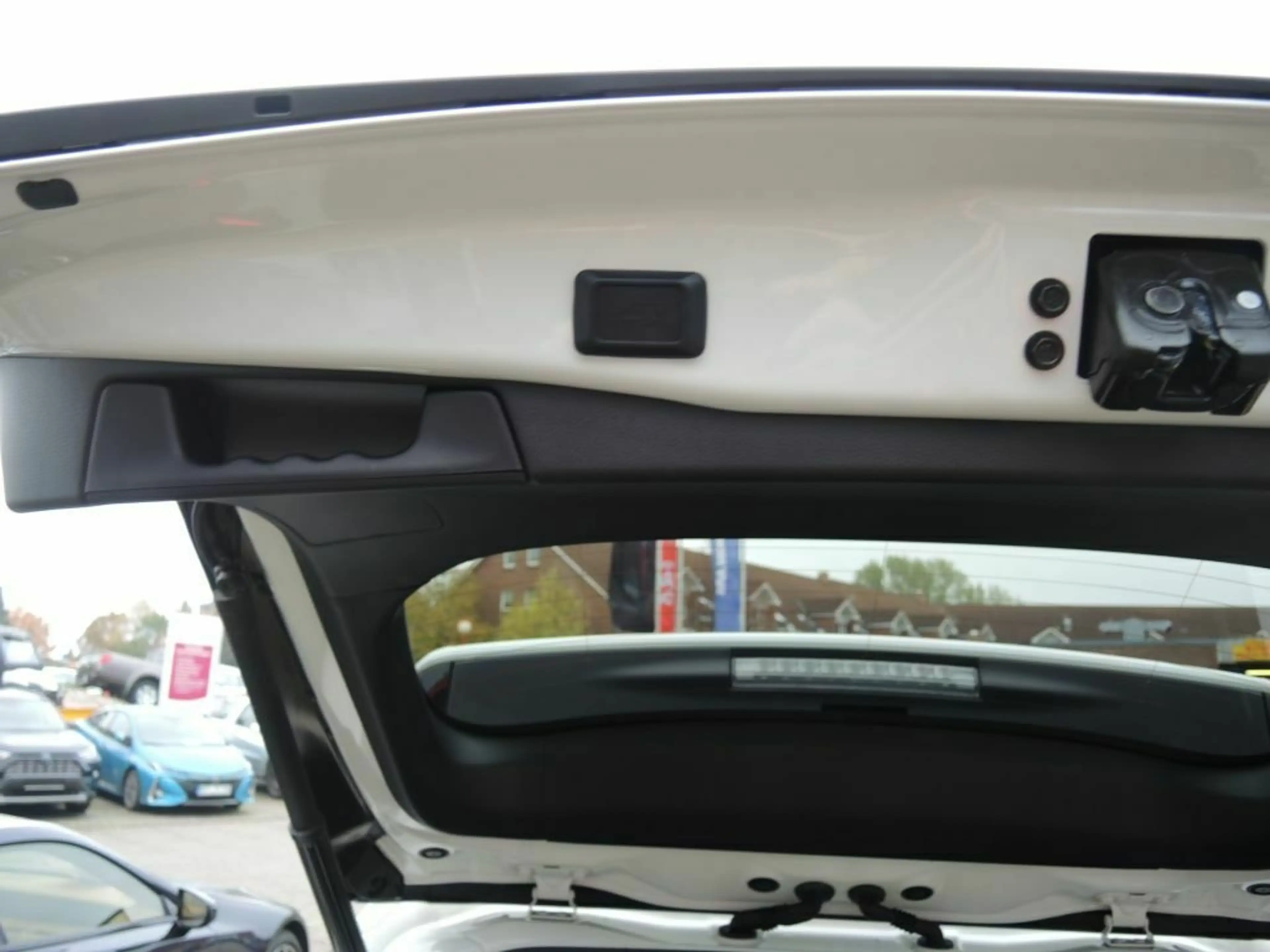 Toyota Mirai WASSERSTOFF NAV+LED+LEDER+CAM+JBL — photo 11