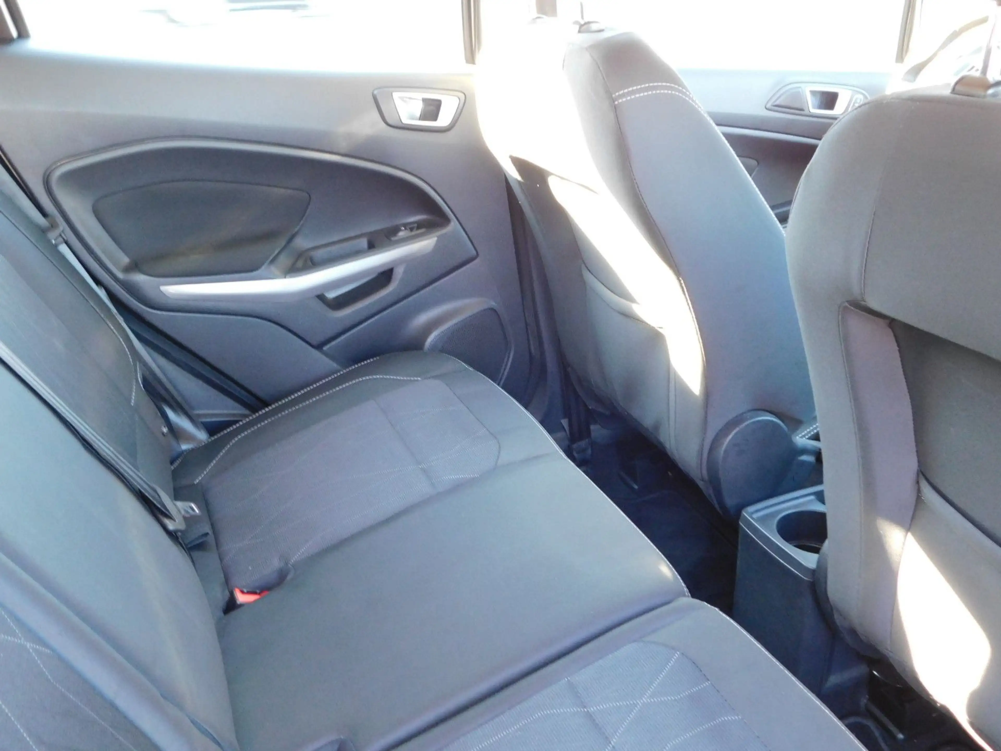 Ford EcoSport Trend Winter-Paket/AHK — photo 13