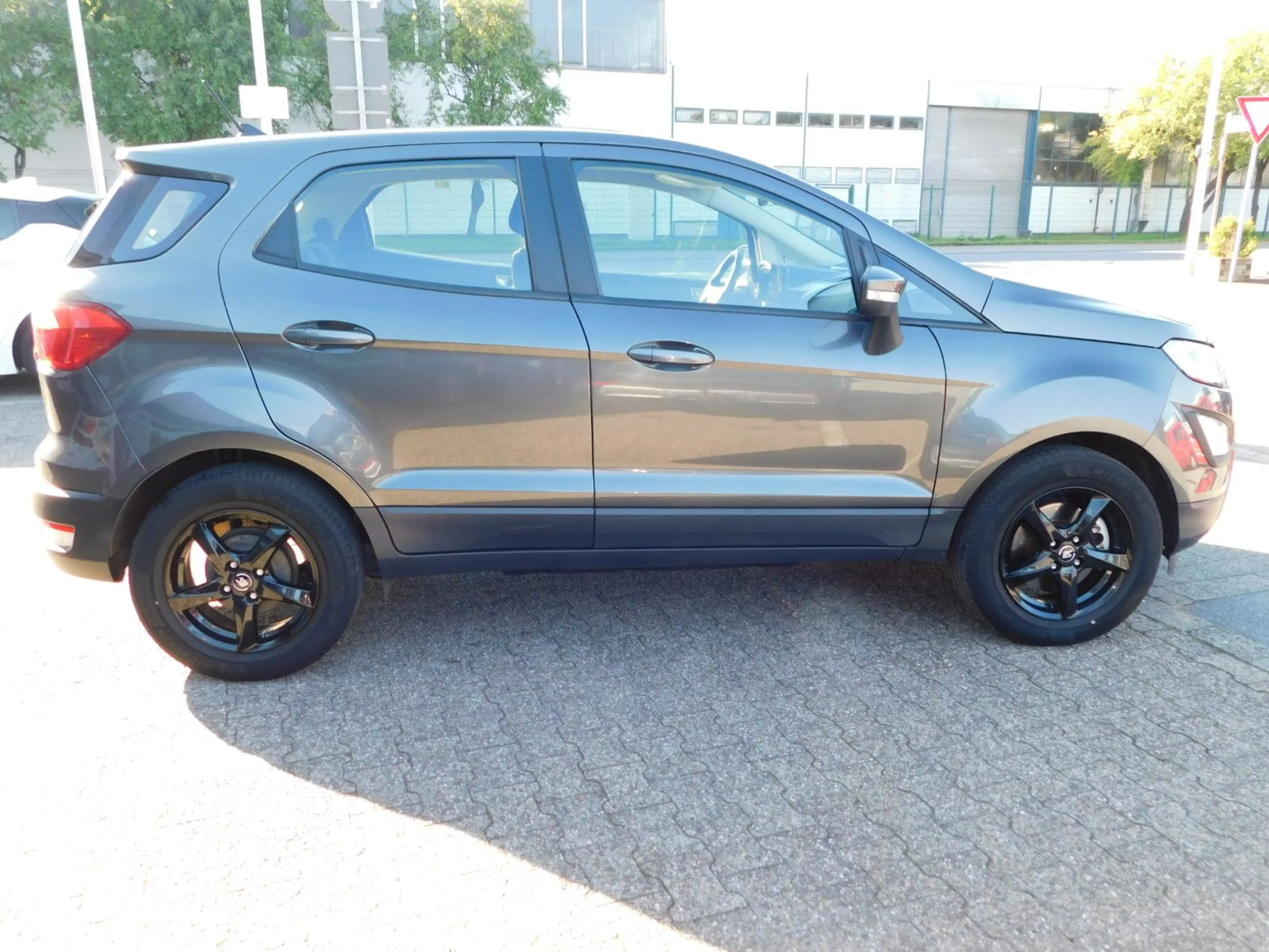 Ford EcoSport Trend Winter-Paket/AHK — photo 4