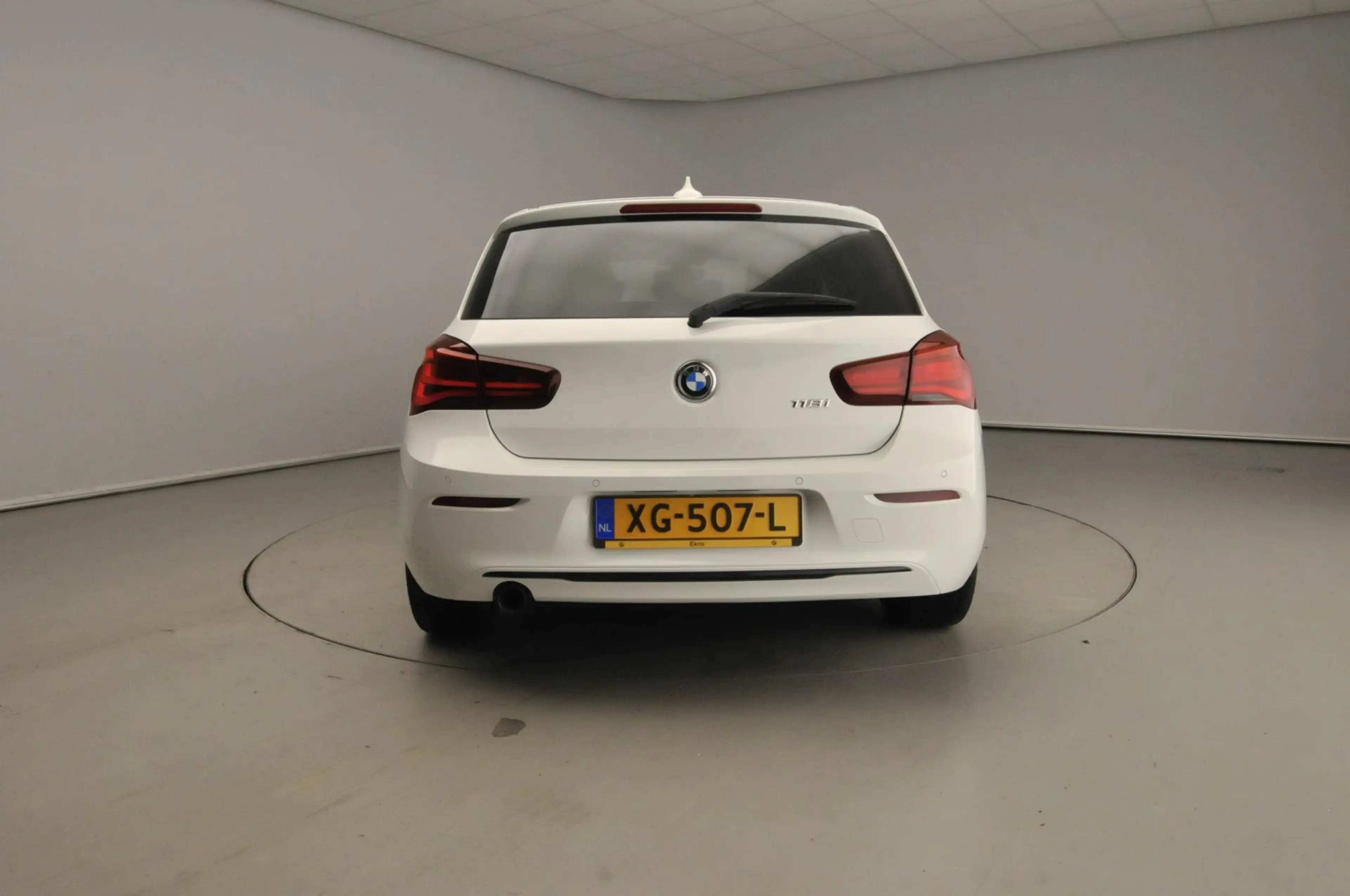 BMW 118 1 Serie 5-deurs 118i Automaat / Schuifdak / Getint — photo 3