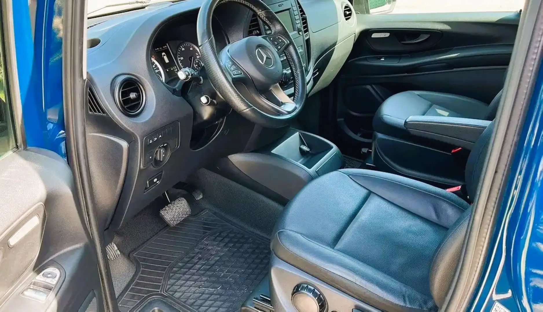Mercedes-Benz Vito Tourer 119CDI Blu/Azzurro - 2