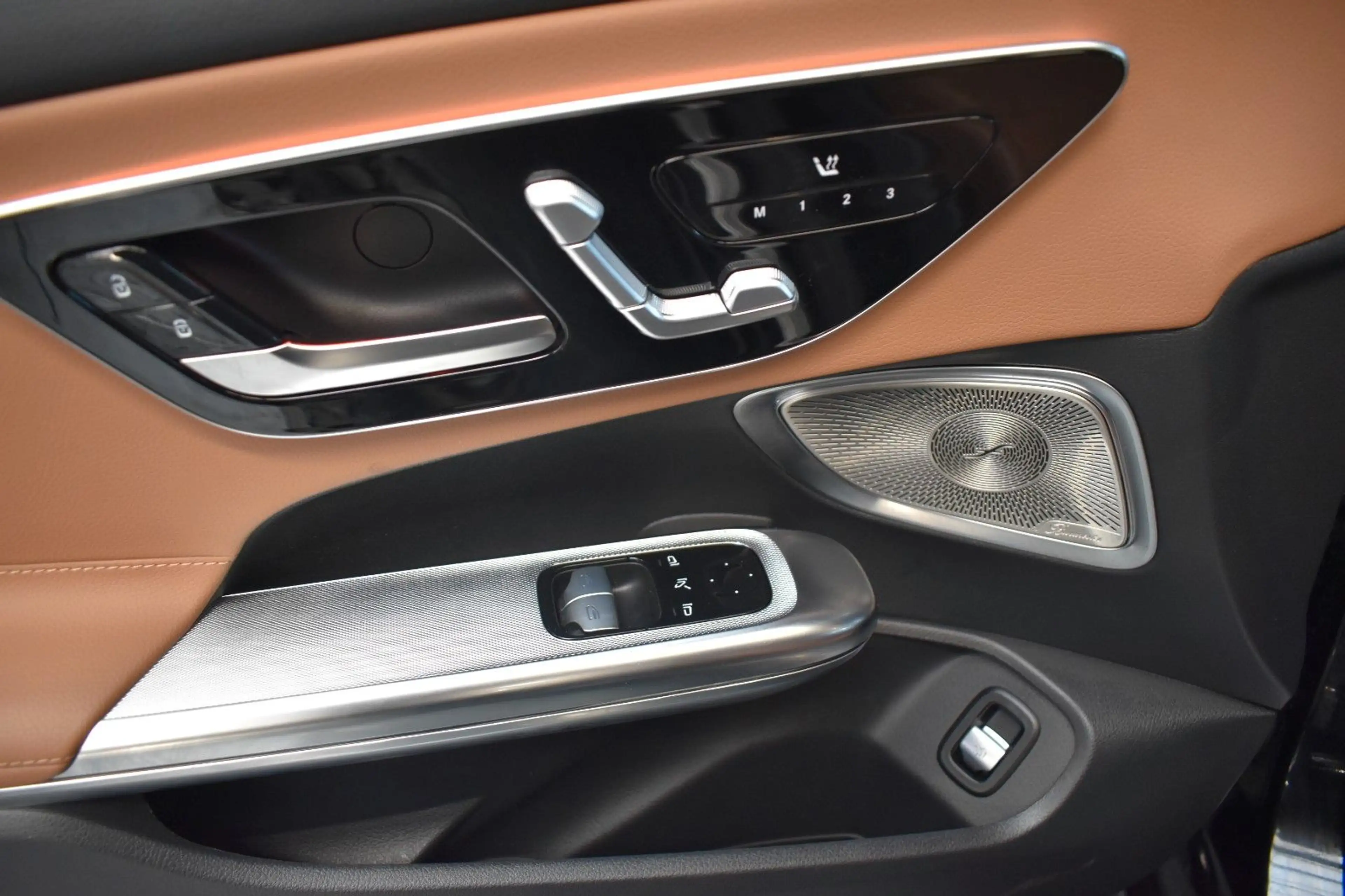 Mercedes-Benz CLE 220 d COUPE Avantgarde*PANO*LEDER*BURMESTER* — photo 11